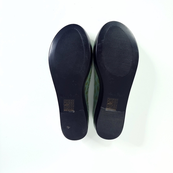 Helen's Heart open toe lime green and teal slides size 9 - Picture 7 of 8